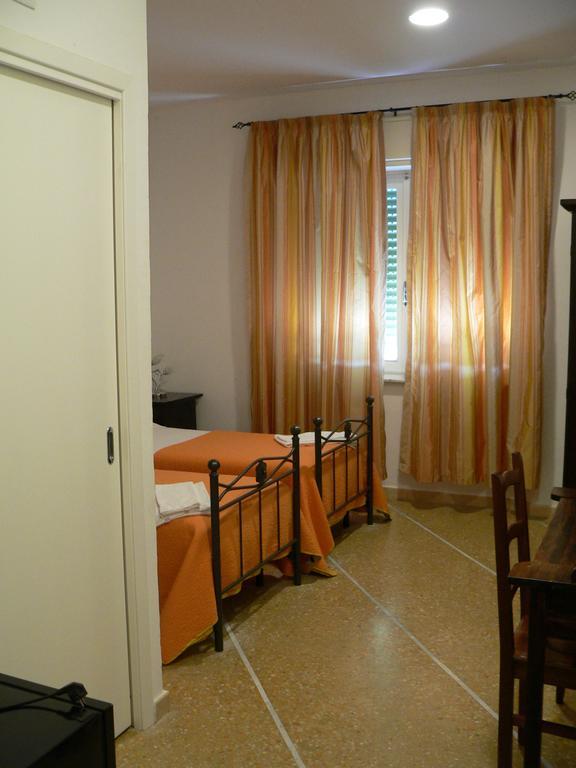 Casamare Hotel San Vincenzo Exterior foto